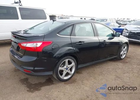 2014 Ford Focus Titanium from USA, damaged, VIN 1FADP3J27EL374518